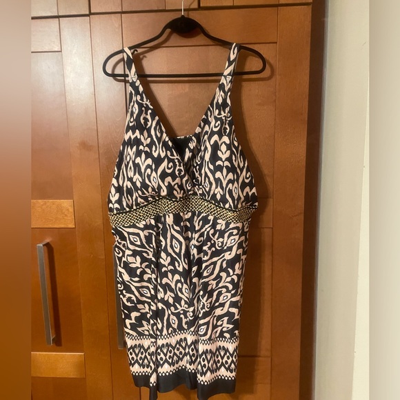 NWT Bloomchic Plus Size 28 4X 1pc Swimdress - Picture 1 of 7